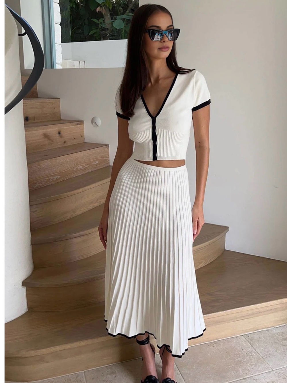 Commense Minimalist White Midi Skirt with Black Trim
